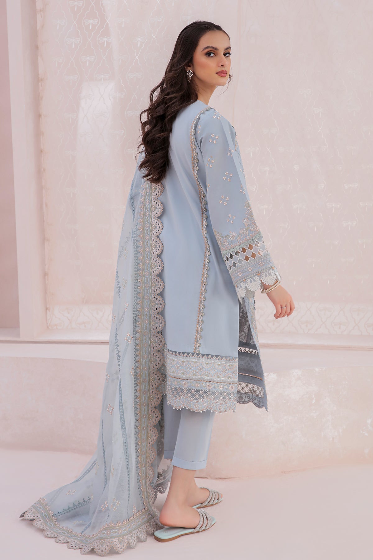 EMBROIDERED LAWN UF-336