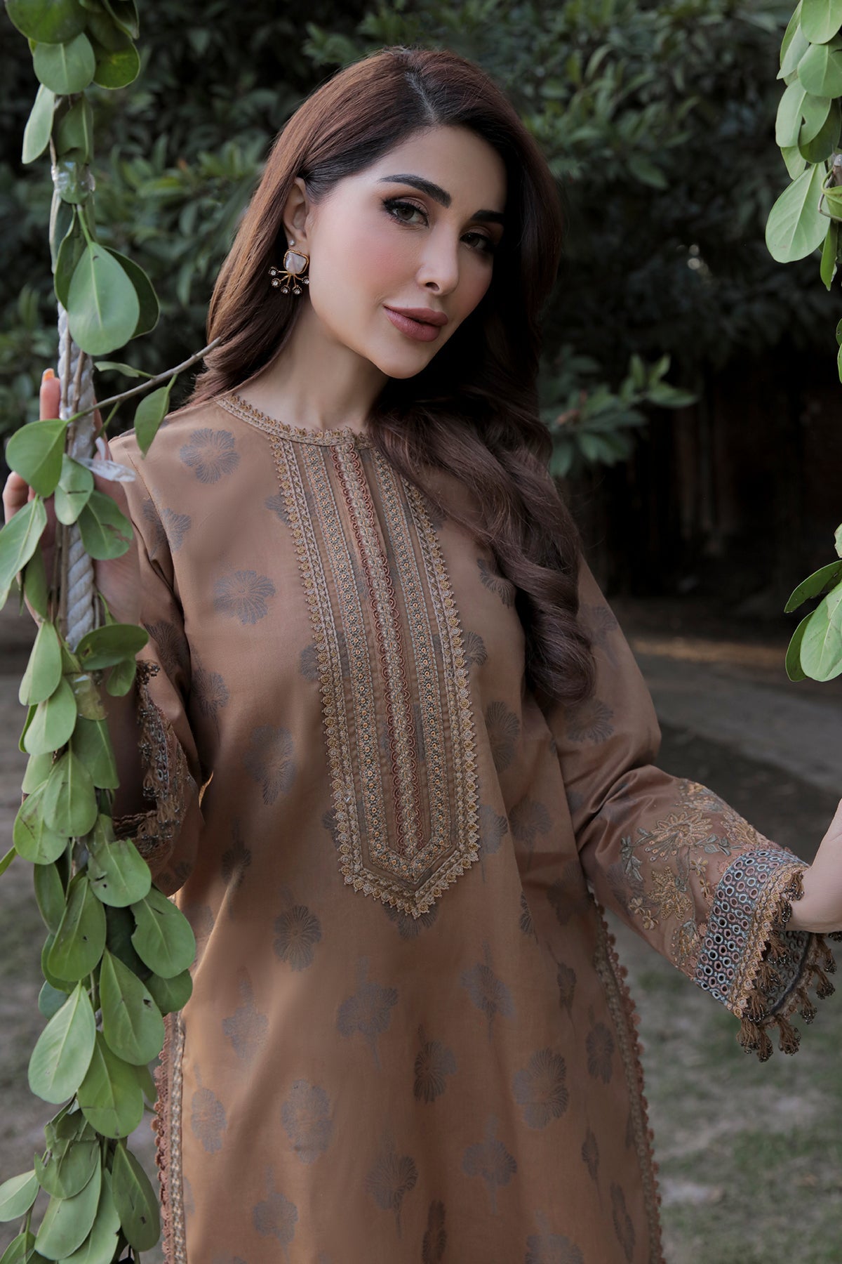 EMBROIDERED JACQUARD LAWN PR-775