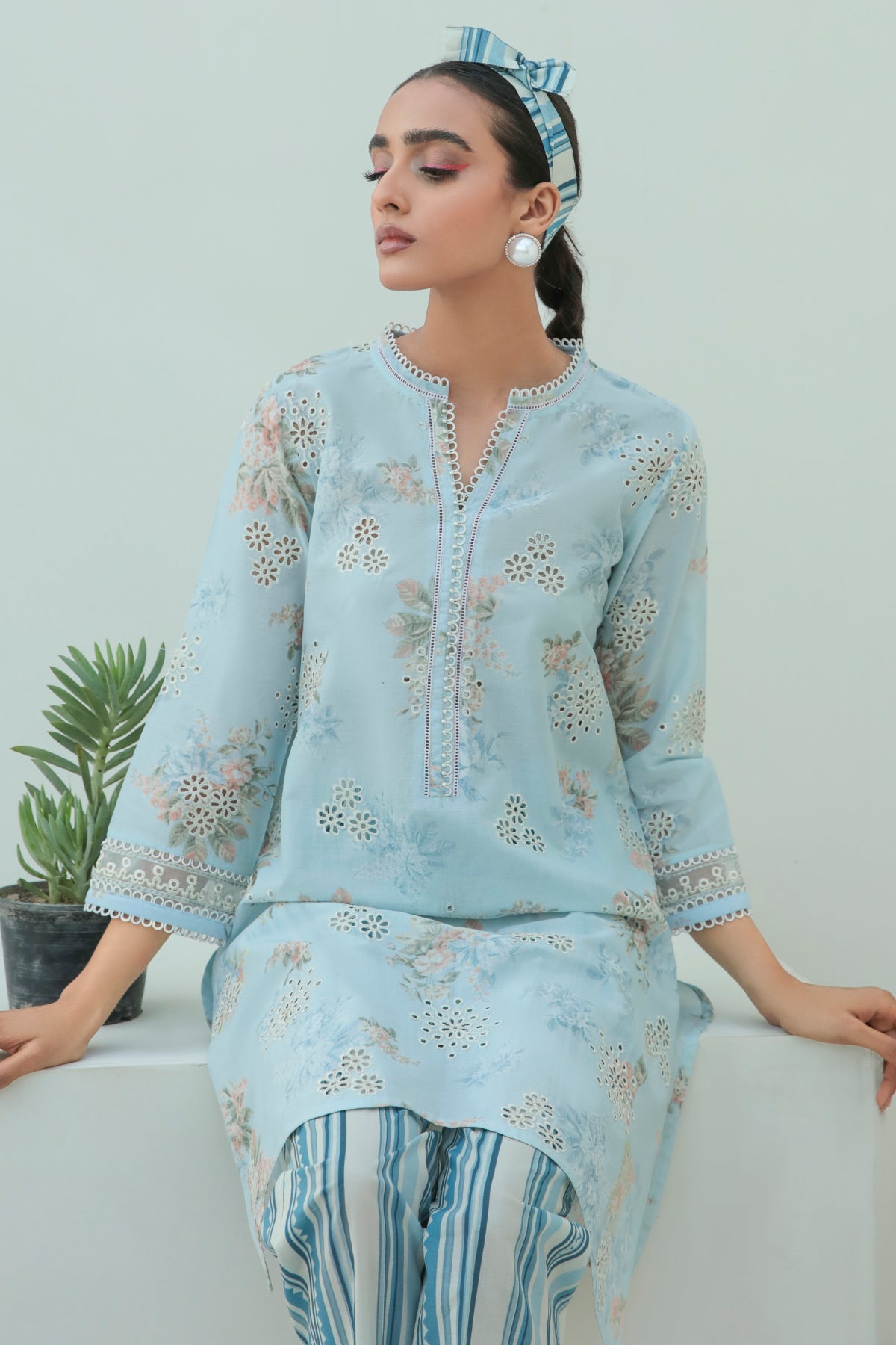 EMBROIDERED LAWN PR-622