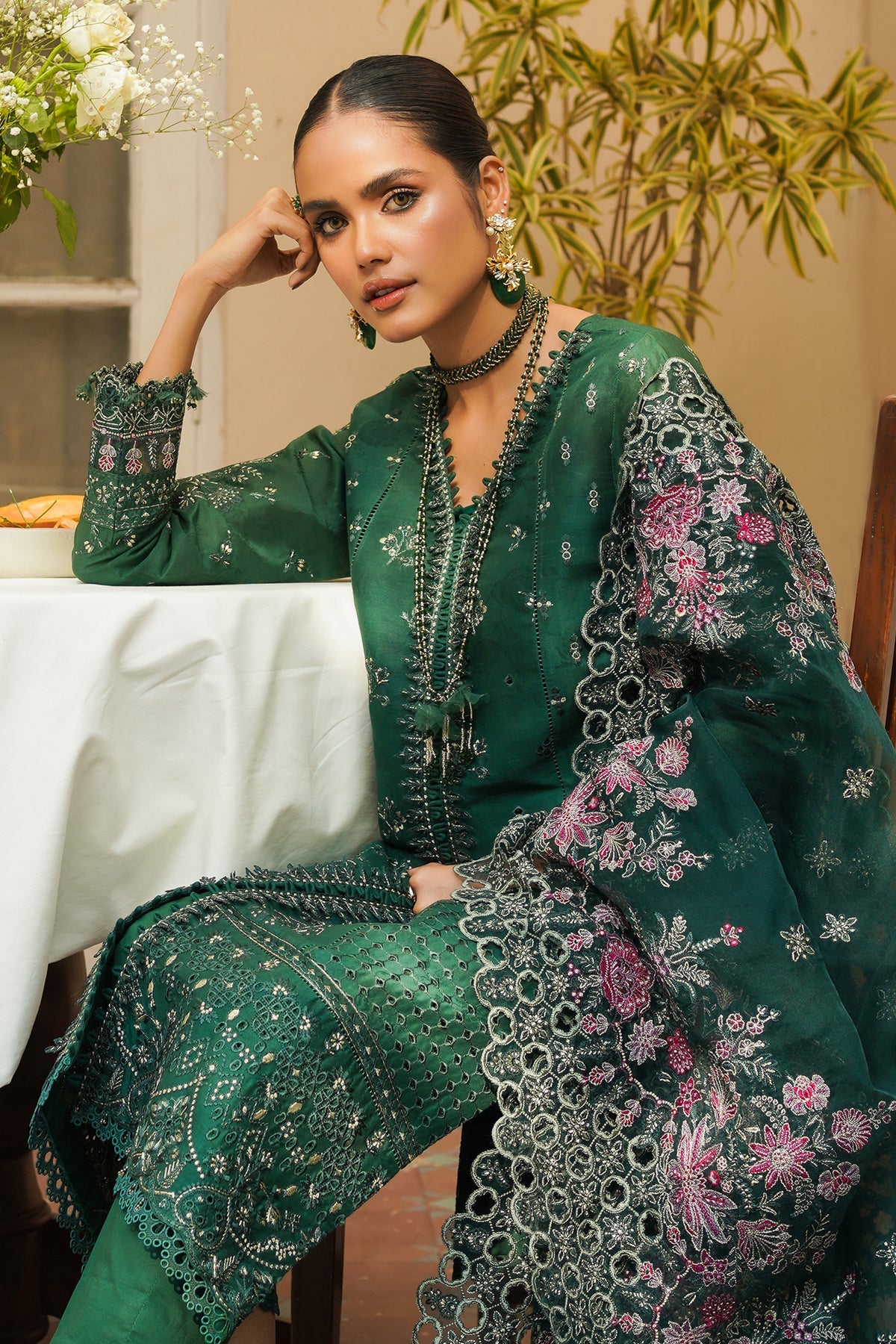 EMBROIDERED JACQUARD LAWN  SL10-D02