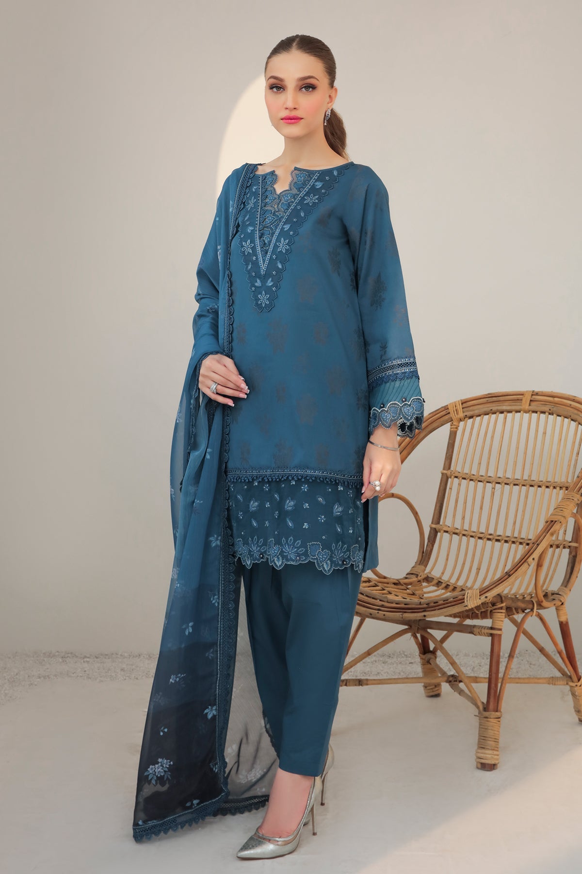 EMBROIDERED JACQUARD LAWN UF-314