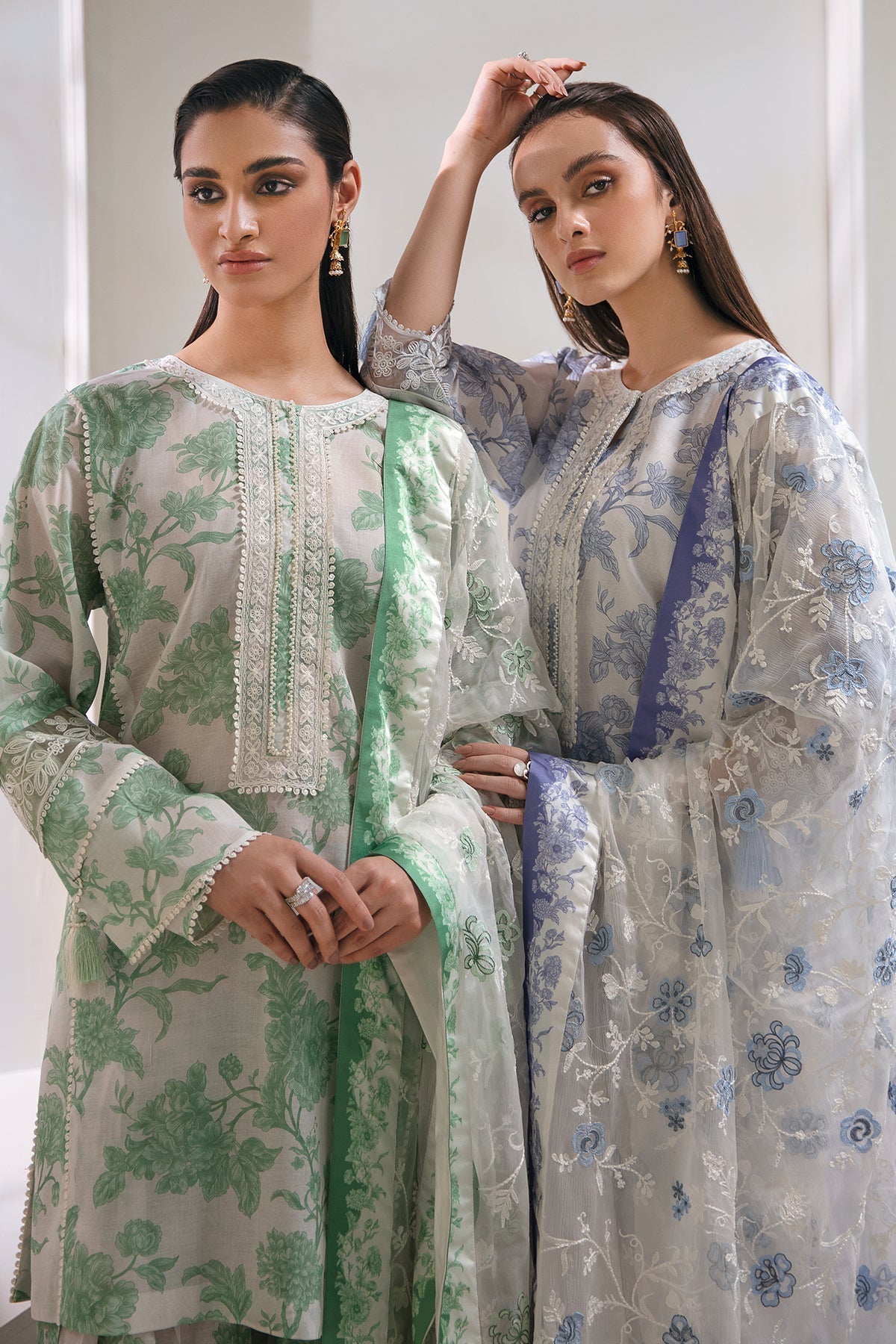 EMBROIDERED LAWN UF-368