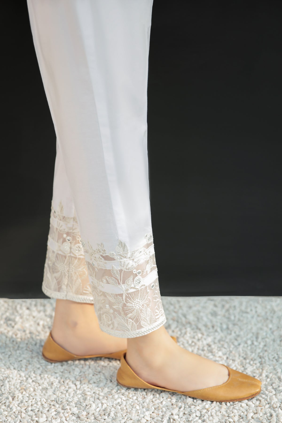 EMBROIDERED COTTON TROUSER 214