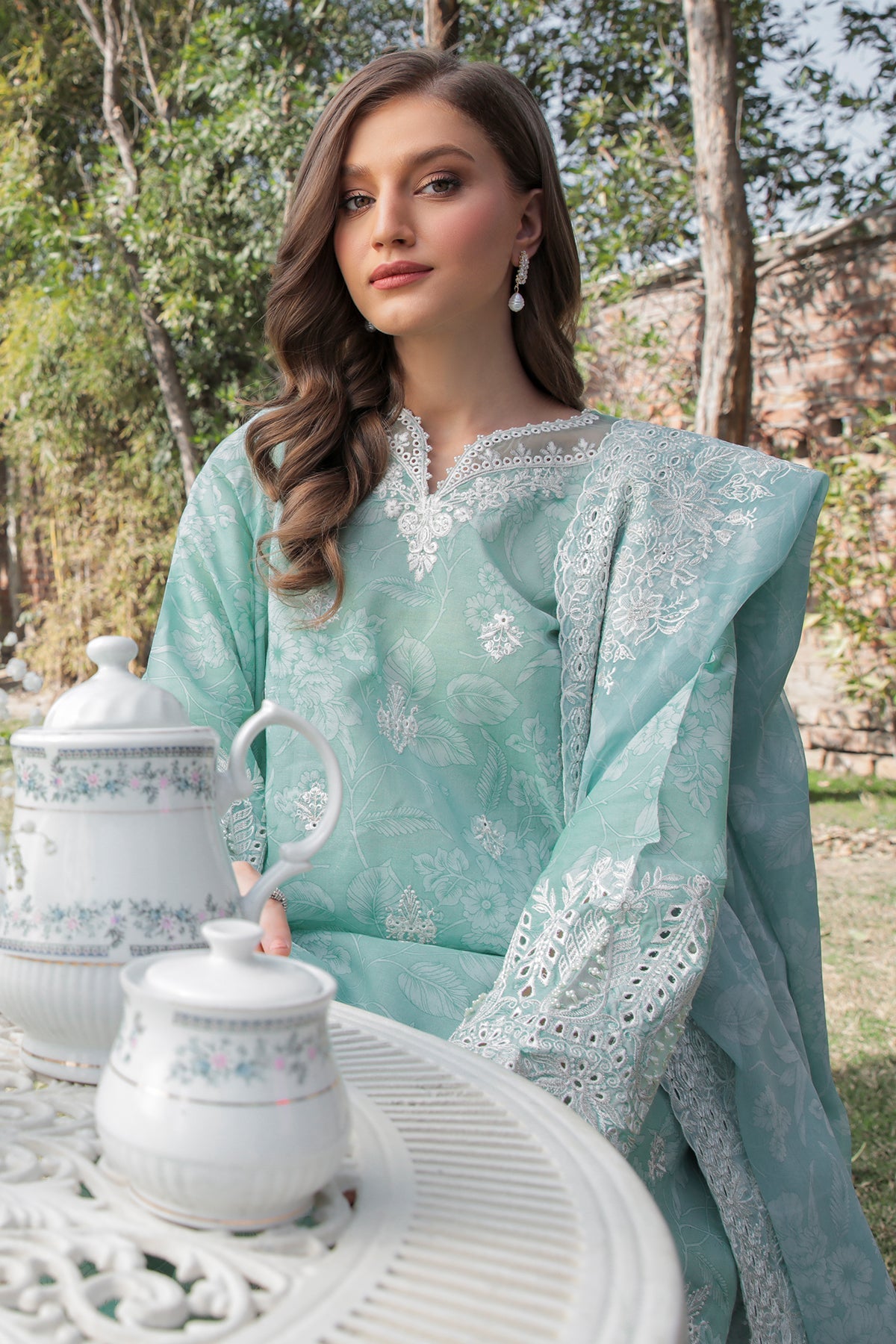 EMBROIDERED LAWN UF-318