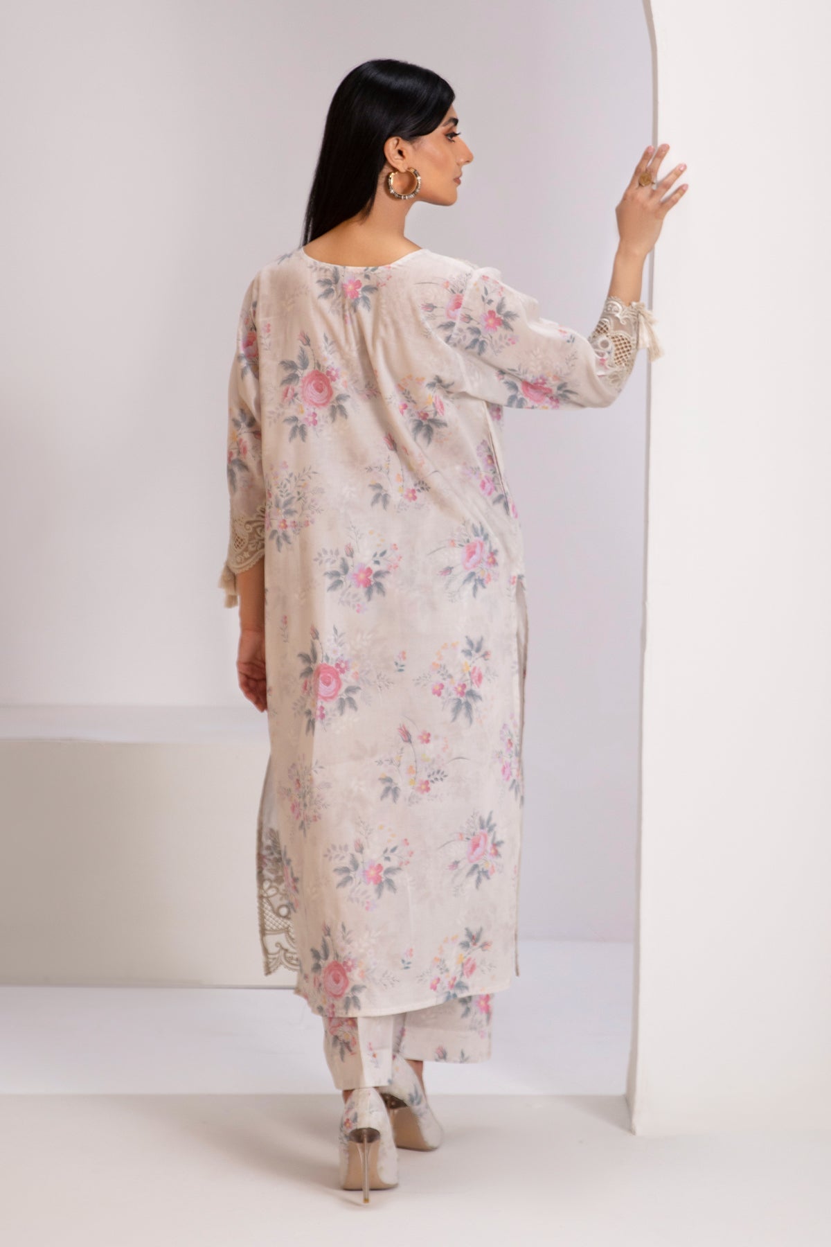 EMBROIDERED LAWN PR-808