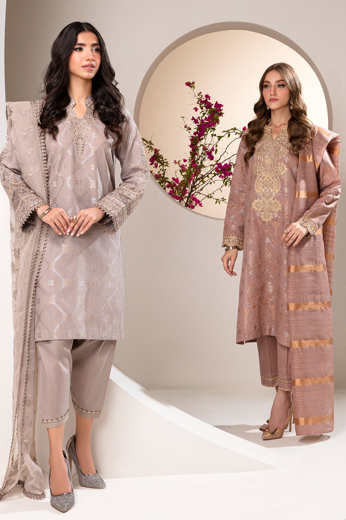 EMBROIDERED JACQUARD LAWN UF-346