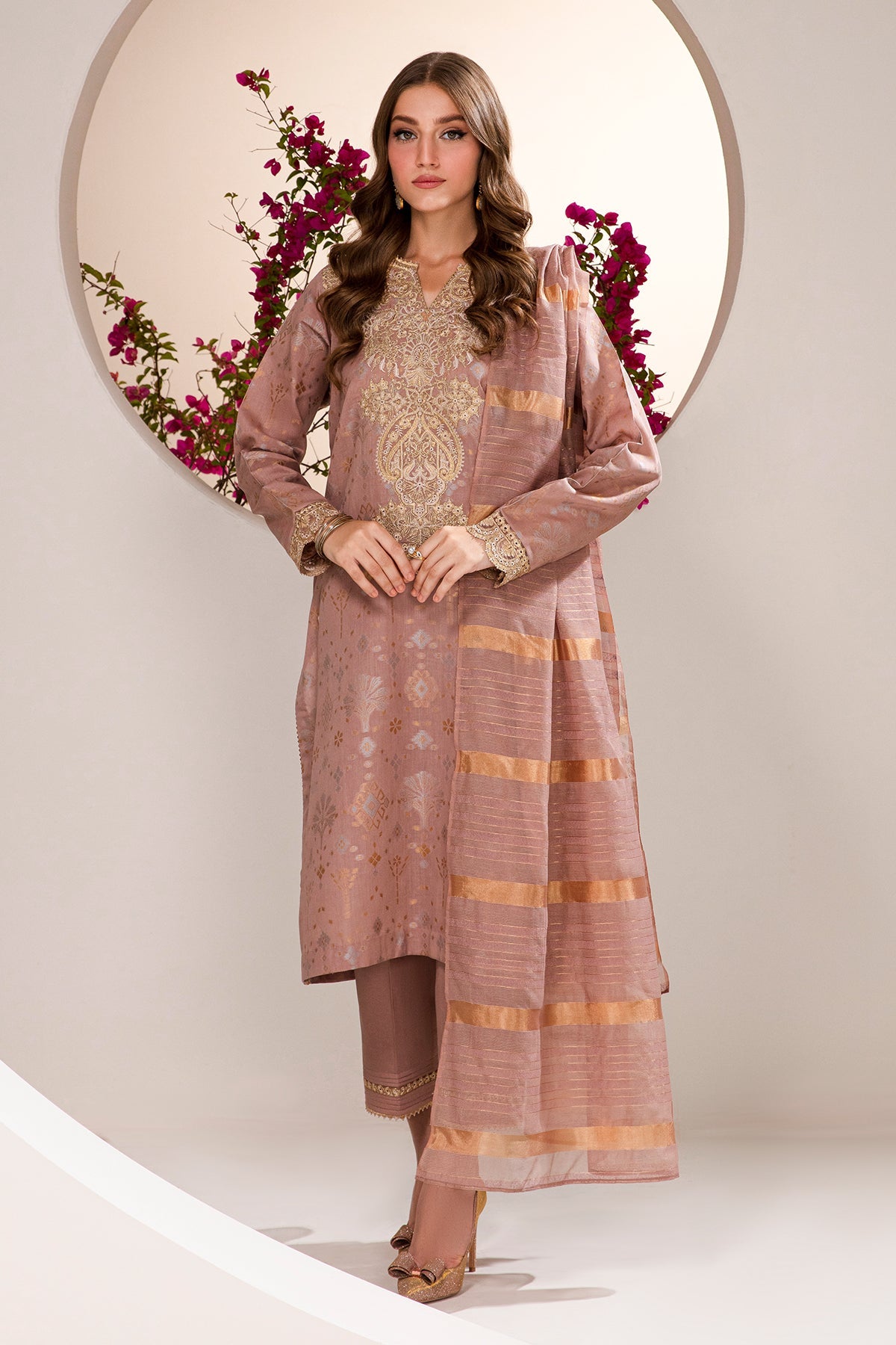 EMBROIDERED JACQUARD LAWN UF-346