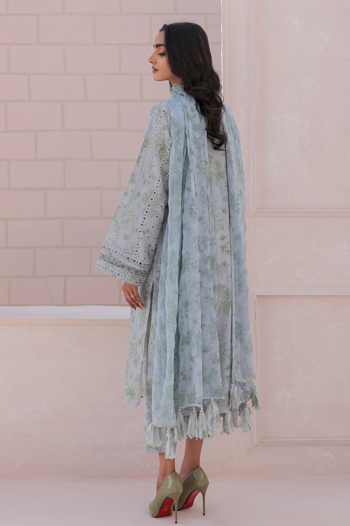 EMBROIDERED LAWN UF-330