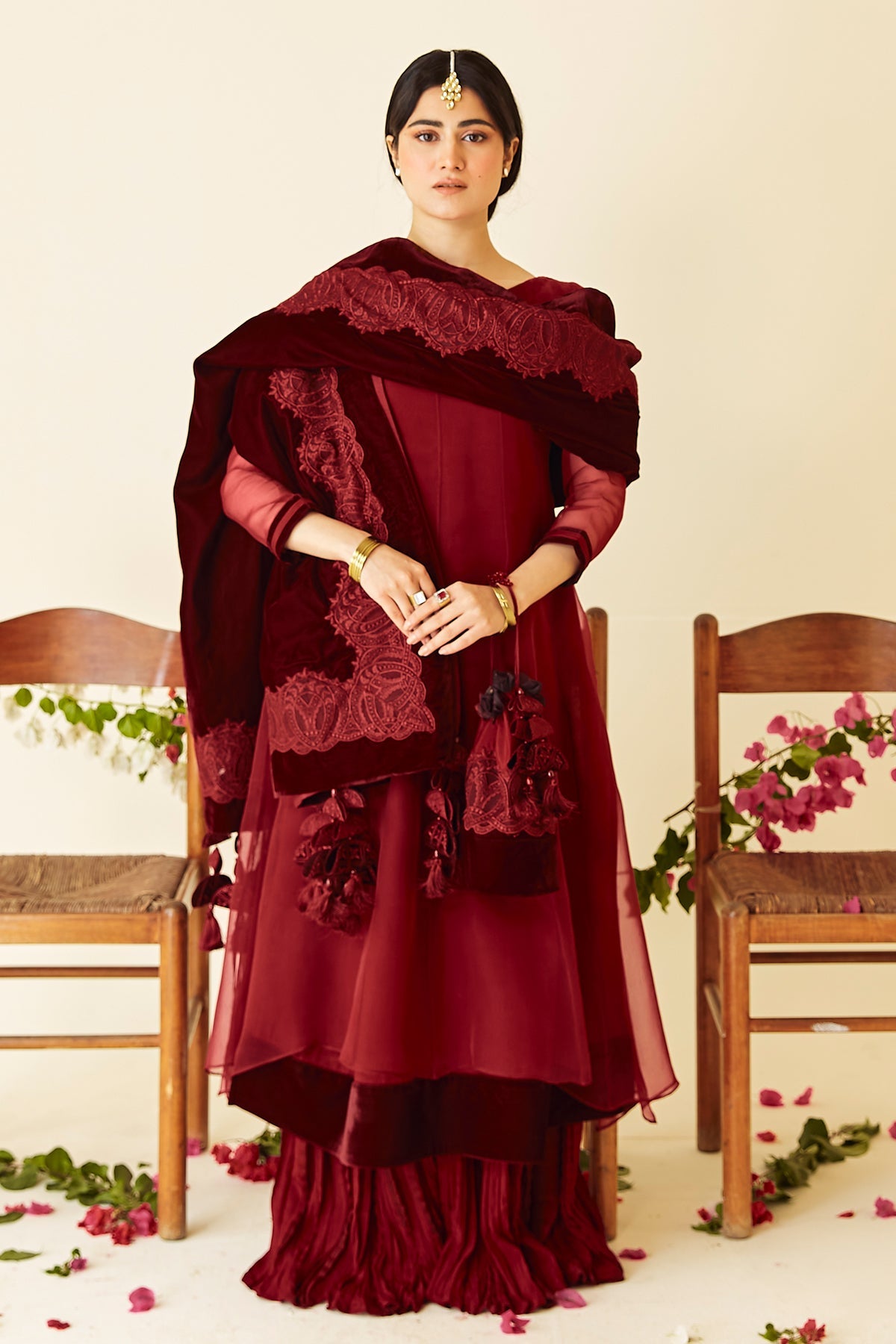 EMBROIDERED VELVET DUPATTA-52