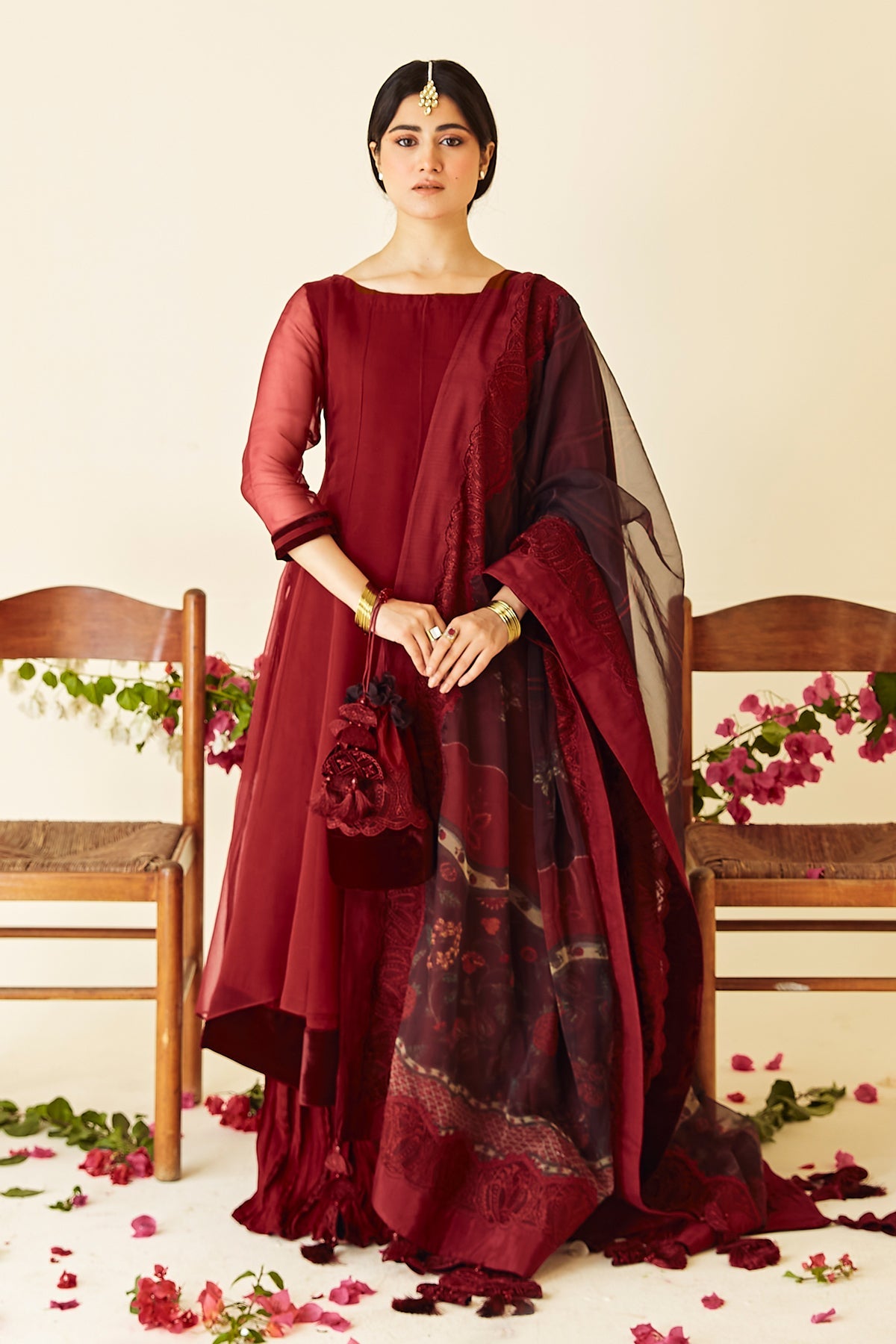 EMBROIDERED VELVET DUPATTA-52