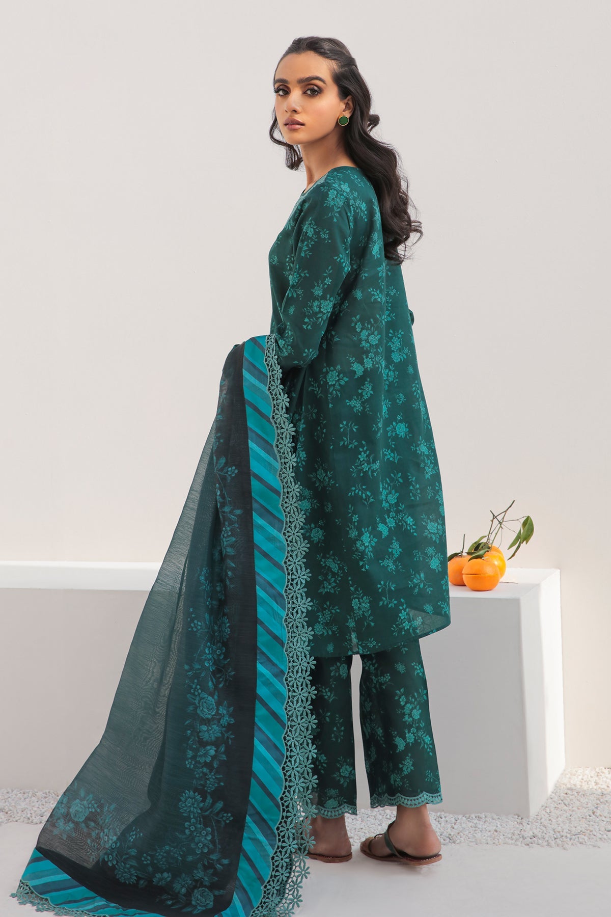 EMBROIDERED LAWN UF-307