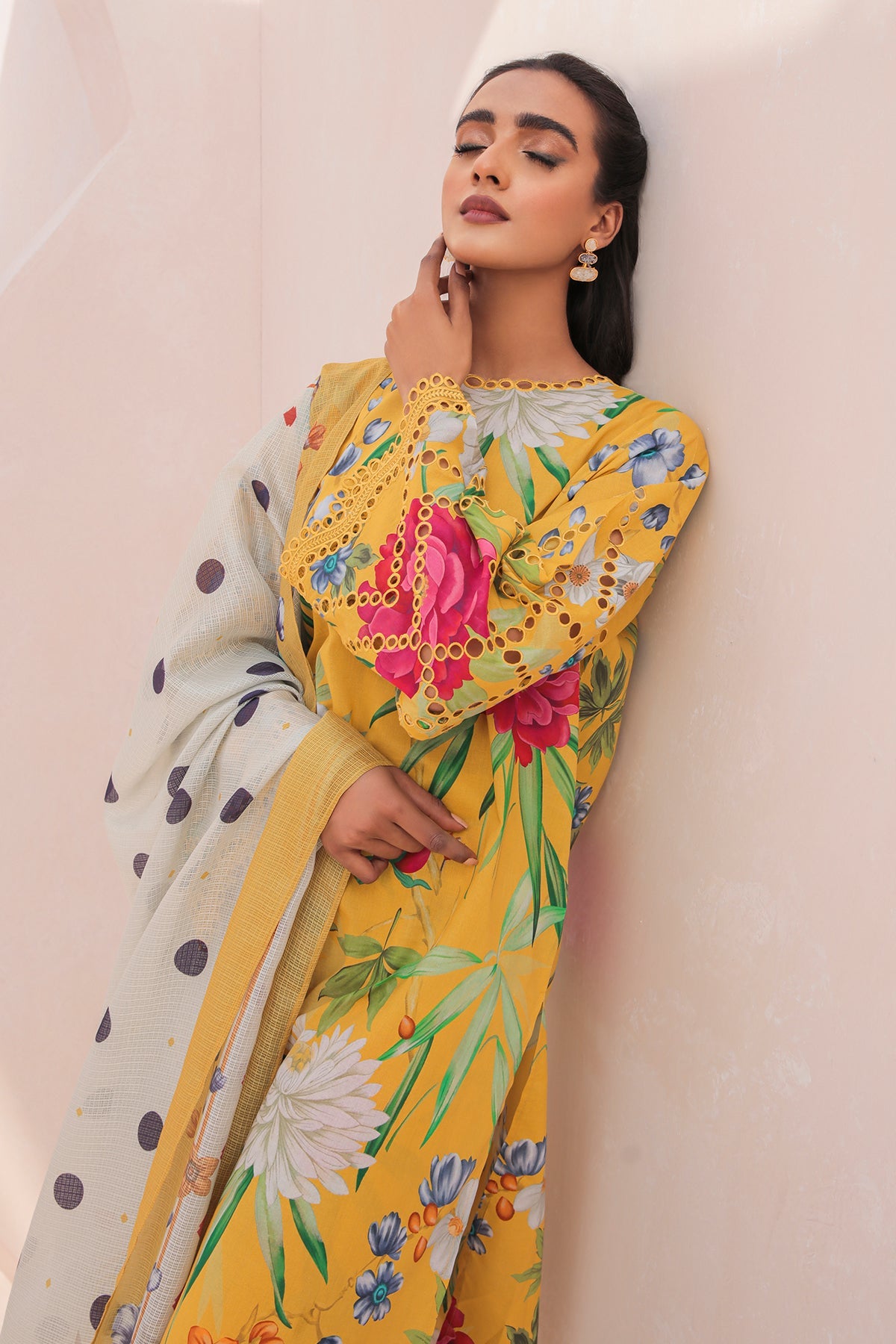 EMBROIDERED LAWN UF-333